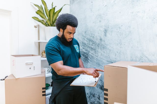 Can’t Lift That Sofa and Take It to a New Home? A Man and Van Can Help post thumbnail image